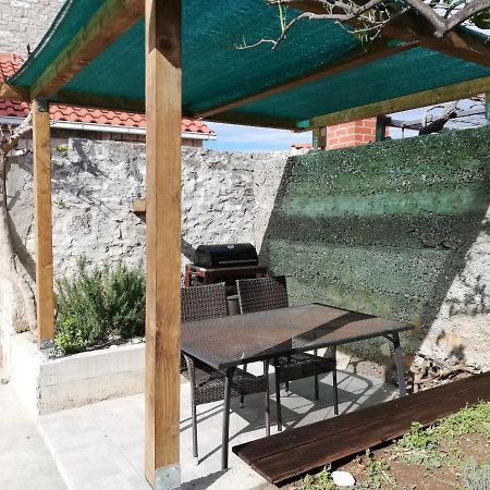 Apartman Postira Rot Esterno foto