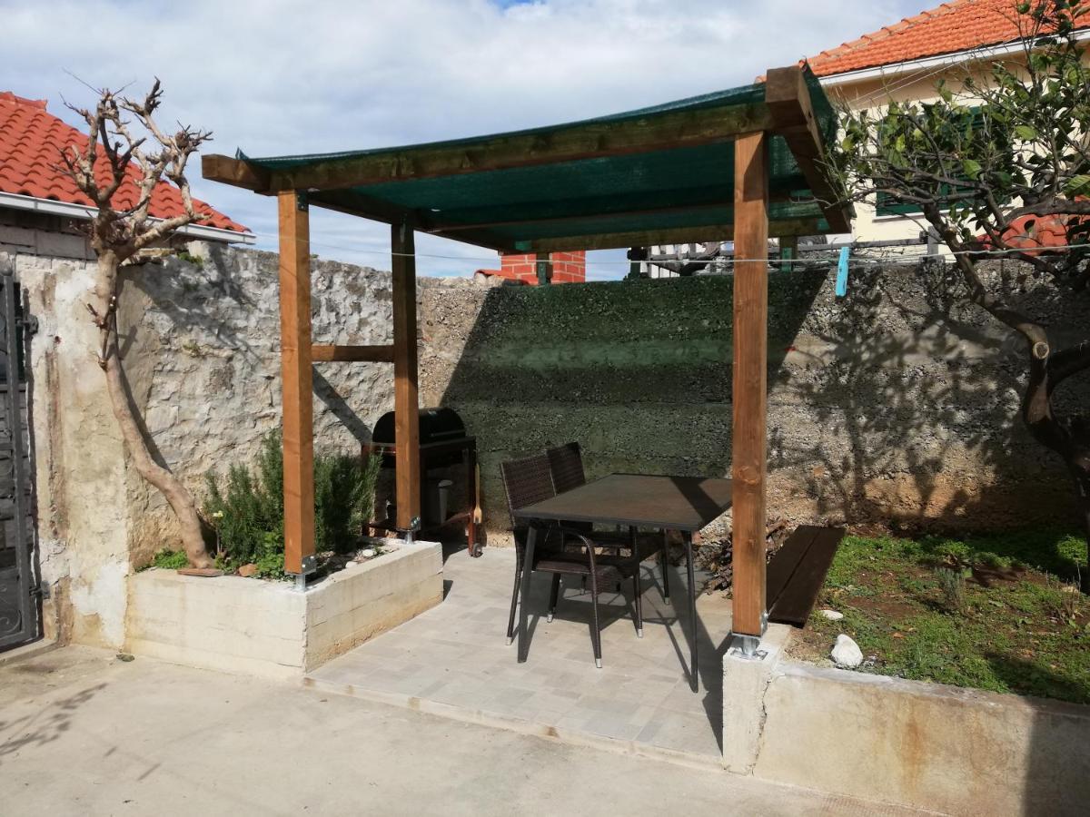 Apartman Postira Rot Esterno foto