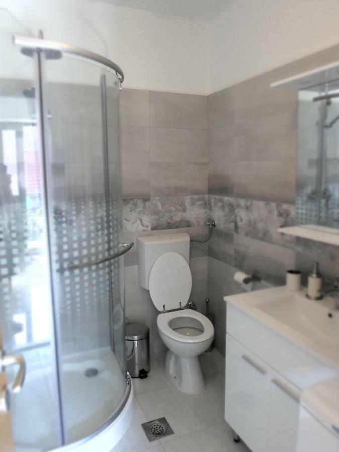 Apartman Postira Rot Esterno foto